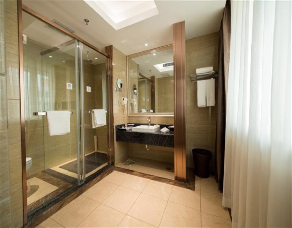 Shenyang Mingcheng Jin Jiang International Hotel Exterior foto